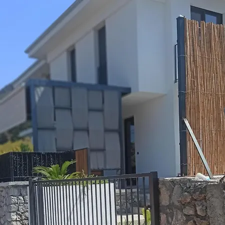 Vila Sekihouse